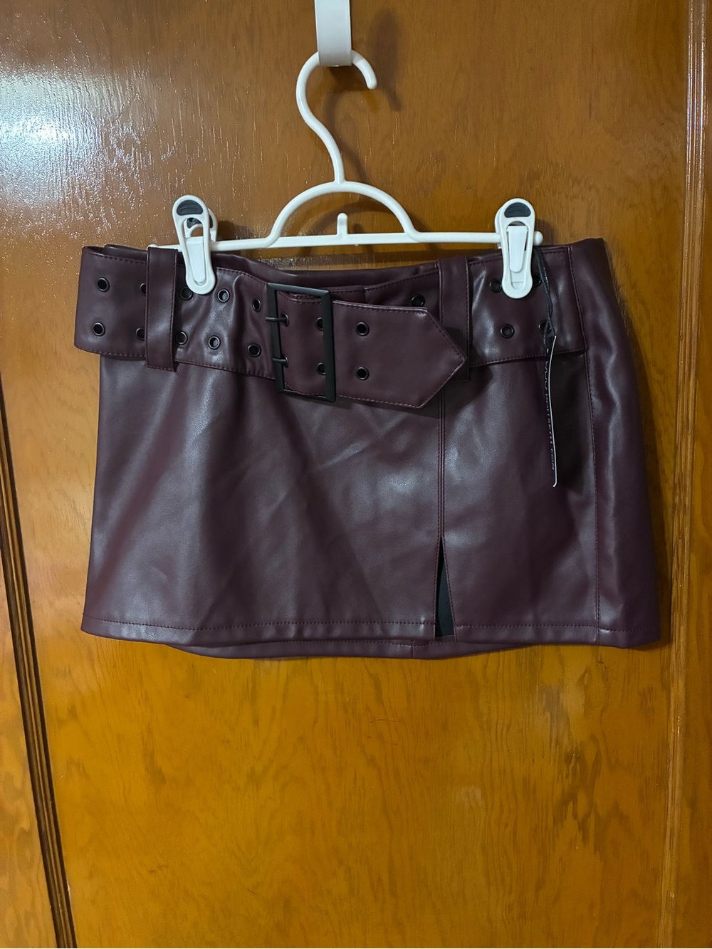❤️ 2/$10 - NWT Current Mood Faux Leather Mini Skirt in Burgundy